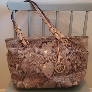 Michael Kors Jetset Tote in Python/Gold